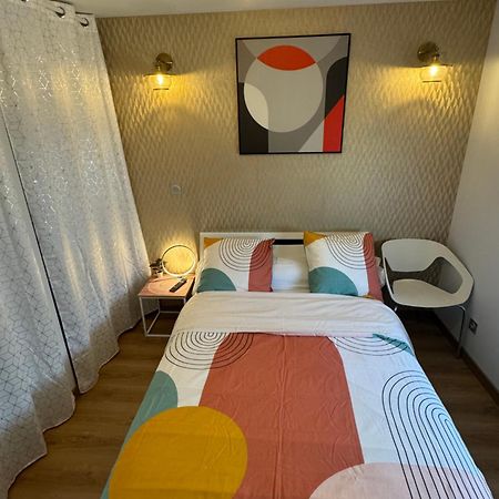 Chambre Privee/Climatisee+Tv /Petit Dejeuner Inclu/Tout Confort Nevers Bagian luar foto