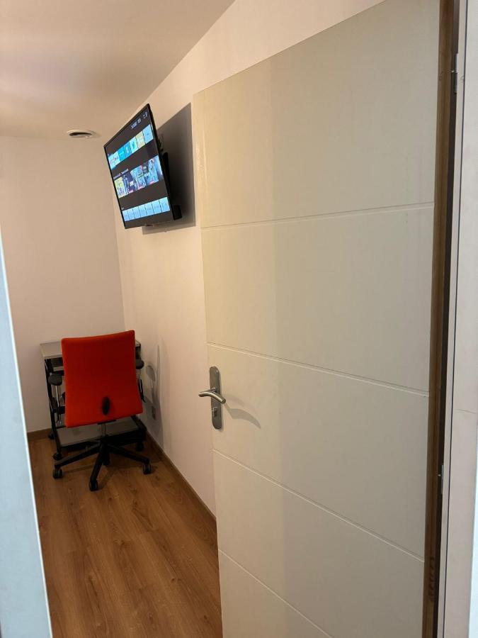 Chambre Privee/Climatisee+Tv /Petit Dejeuner Inclu/Tout Confort Nevers Bagian luar foto