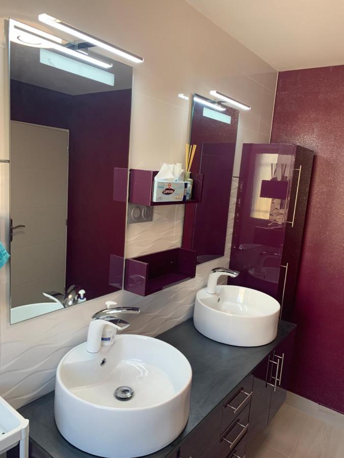 Chambre Privee/Climatisee+Tv /Petit Dejeuner Inclu/Tout Confort Nevers Bagian luar foto