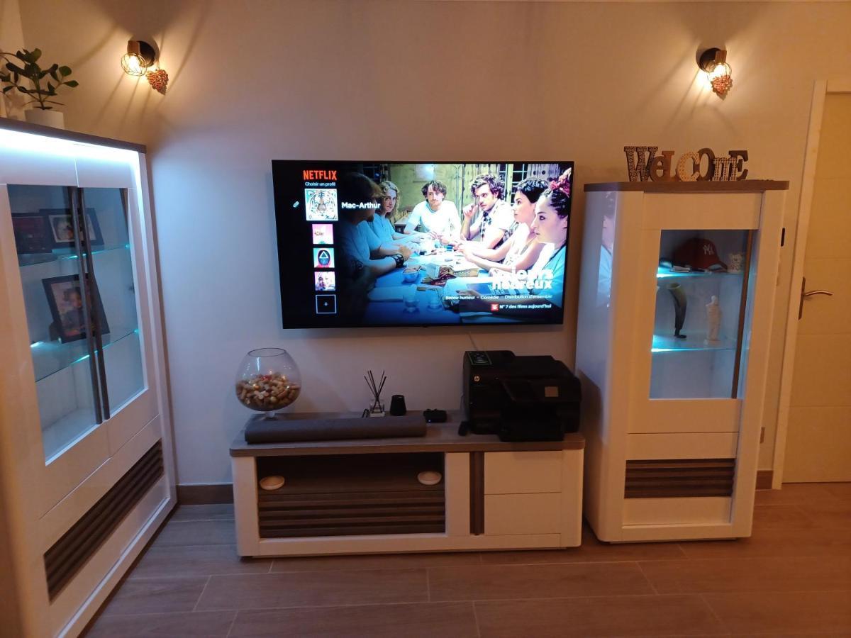 Chambre Privee/Climatisee+Tv /Petit Dejeuner Inclu/Tout Confort Nevers Bagian luar foto