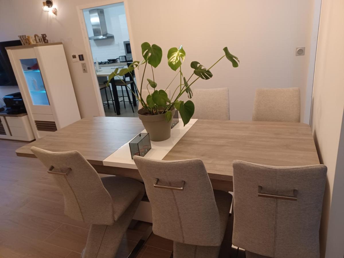 Chambre Privee/Climatisee+Tv /Petit Dejeuner Inclu/Tout Confort Nevers Bagian luar foto